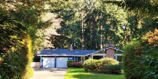 Charming 3-Bedroom, 2-Bath Home with Beach Access! Gallery 1