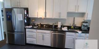 534 W Stratford Pl Gallery 2