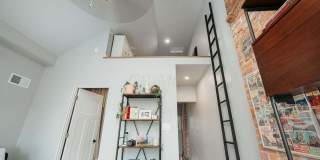 1151 Summit Street Gallery 18