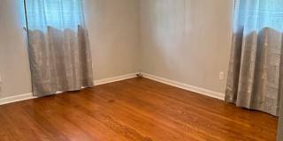 Harwood Floors - Granite Countertops - Midwest City Schools Gallery 9