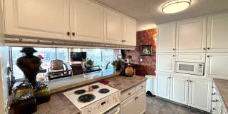 Waterfront Living in Naples - 2BD/2BA with Bay Views Gallery 8
