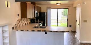 Brookshore Apartments Gallery 26
