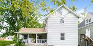 213 9th Street Gallery 1