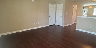 3 Bedroom Single Family Home Gallery 7