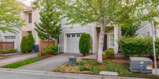 Amberglen Neighborhood 3 Bed 2.5 Bath Townhome w/ Garage, A/C, Washer & Dryer~ Convenient to ONPRC, Nike, Intel, & More!!! Gallery 1