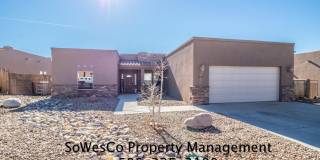 Gorgeous 4 Bedroom Home on East Side of Town Gallery 1