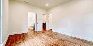 **FULLY REMODELED** (AUGUST 2028) INCREDIBLE LOCATION IU CAMPUS 6 BEDS!!! Gallery 21