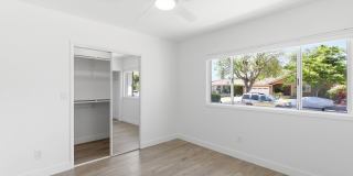 Beautiful modern 3 Bed + 3 Bath House + Pool + Garage Gallery 23