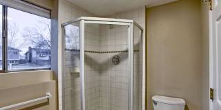 Students Welcome!  5 Bedroom home in West Fort Collins Gallery 1