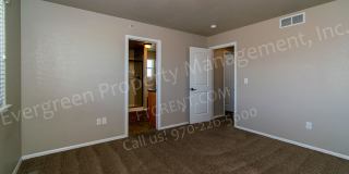 Rigden Farm Townhome in great location! Gallery 24