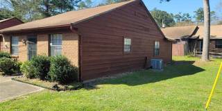 Cute 2 bedroom 1.5 bath townhome Gallery 7