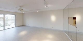 101 SE 3rd Avenue Gallery 23