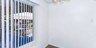 Buena La Vista Apartment Homes Gallery 26