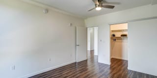4801 Shattuck Gallery 32