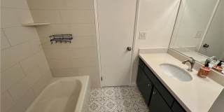 1815 Armour Lane Gallery 26