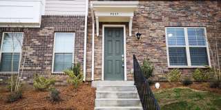 Excellent Location!!!Townhome Gallery 3