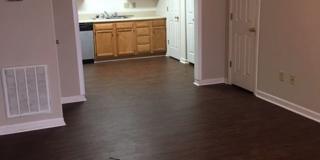 Knoxville 37920 - 2 bedroom, 1.5 bath townhome - Contact Lisa Vineyard and Shannon Russell (865) 216-9334 Gallery 6