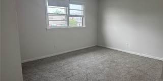 124 Parkdale Drive Gallery 1
