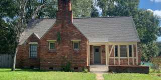 Beautiful Cloverdale Home Gallery 3