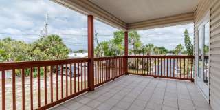 Coastal Retreat Steps from the Sand in Indian Rocks Beach Coastal Retreat Steps from the Sand in Indian Rocks Beach Gallery 22