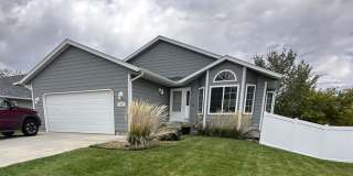 5 Bed/ 3 Bath/ 2 Car Garage Open Floor Plan Home in Billings Heights Gallery 1