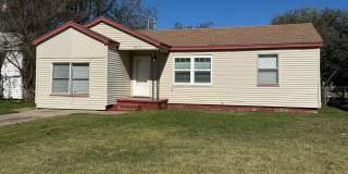 1605 NW Williams-Hot new listing! Gallery 1