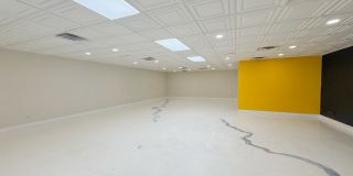 1029 N CENTRAL AVE Gallery 9