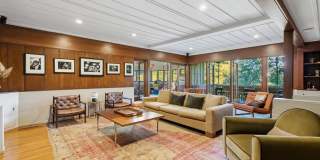 2049 Oakstone Way Gallery 1