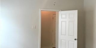 3754 Essen Loop Gallery 17