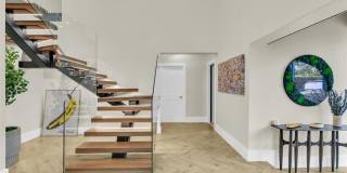 319 S Riverside Drive Gallery 20