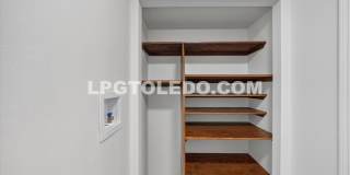 4140 Caroline Ave Gallery 21