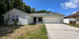 Spacious 4-Bedroom Retreat in Poinciana – Now at a Reduced Price! Gallery 1