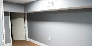 1628 Division St Gallery 27