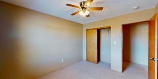 3 bedroom 2.5 bathroom southwest Albuquerque Gallery 9