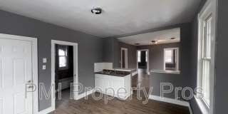 2945 N 23rd St Gallery 32