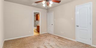 Gorgeous 4 BD | 3.5 BA | 2 CAR GARAGE Available in Sonoma Ranch Helotes! Move in Special!! **$500 OFF** Gallery 35