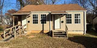 Great 1 bed 1 bath duplex in North Springfield. Remodeled Gallery 1