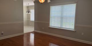 Gorgeous & Spacious Home Now Available Gallery 8