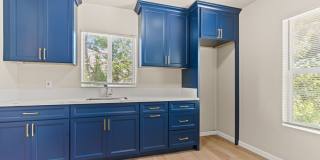 Fully Remodeled Oakland 2 Bed w/ Off-Street Parking & Beautiful Cabinets Gallery 7