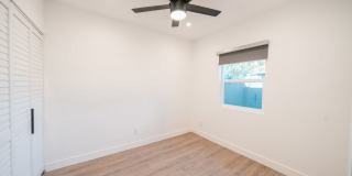 2540 1/2 Commonwealth Ave Gallery 9