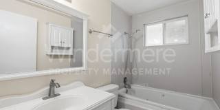 Charming 4-Bedroom Home with Garage & Spacious Yard! Gallery 18
