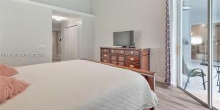 1800 Water Ridge Dr Gallery 29