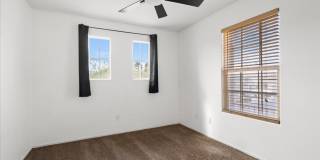 Gorgeous 4 Bedroom Home with Pool, Spa, and Abundant Space in Gated Community Gallery 18