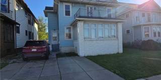 217 Hartwell Road Gallery 1