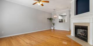 Thaxton Place Townhome Gallery 5