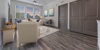 Avenue on Oakland Gallery 7