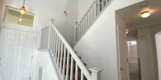 Large Four Bed, Three Bath Home with a Pool Gallery 16