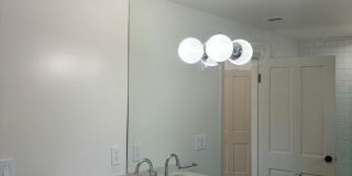 Newly renovated 2 bedroom 2 bathroom in a great location Gallery 13