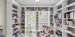 2607 CARAVAN CIR Gallery 33