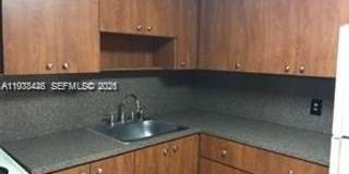 16851 NE 23rd Ave Gallery 1